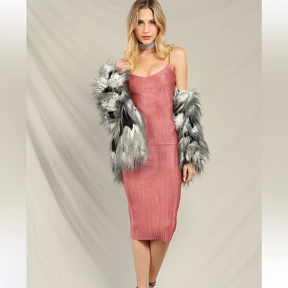 NEW Metallic Plisse Pink Color Cocktail Dress - Picture 3 of 7